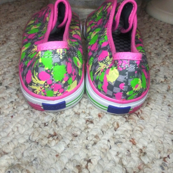 Keds Dahlia Gray Checkerboard Pink, Green, Yellow & Gray Paint Splatter Sneakers - Picture 5 of 12